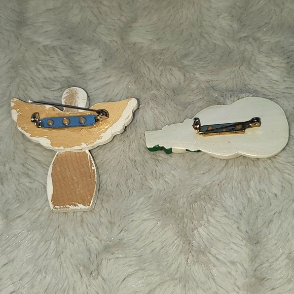 Vintage Angel and Snowman Brooches - Picture 3 of 10